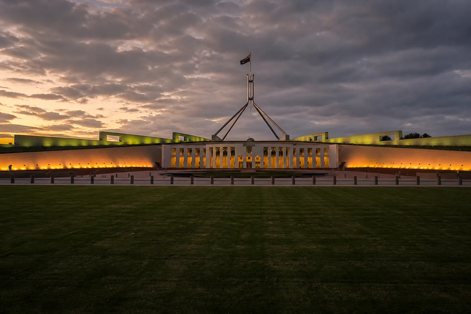 Editorial city guide graphic for Croco Casino readers in Canberra, ACT